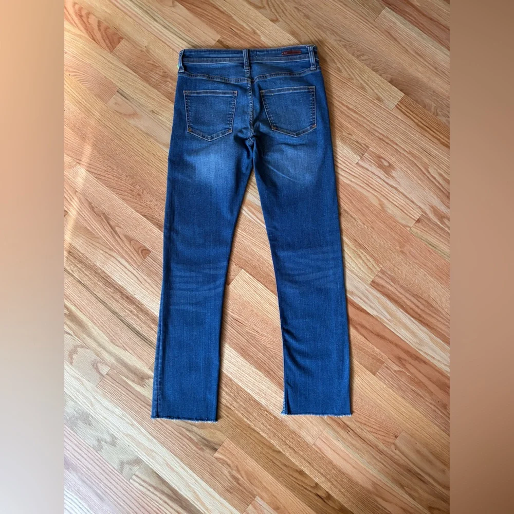 Pilcro and the Letterpress Anthropologie slim straight Jeans in Indigo‎